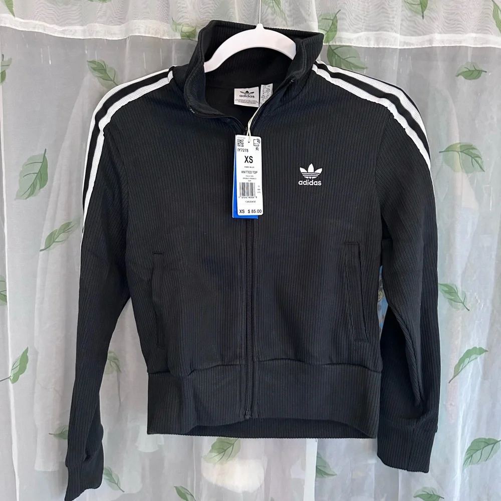 Adidas knitted top NWT - Picture 3 of 5